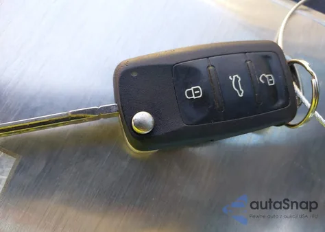 2012 Volkswagen Tiguan Se из США, поврежденный, VIN WVGAV7AX9CW531205